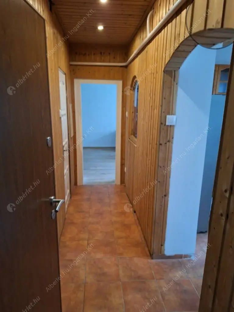 Kiadó albérlet 220000 Ft/hó áron: Budapest, XVI. kerület  Koronafürt utca. Mérete: 50 nm, 1 szobás | Alberlet.hu - 6599894