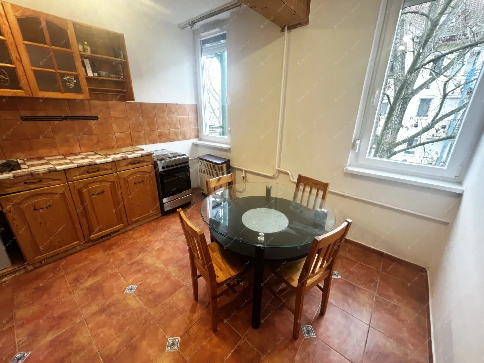 Kiadó albérlet 220000 Ft/hó áron: Budapest, XVI. kerület  Koronafürt utca. Mérete: 51 nm, 1 szobás | Alberlet.hu - 6599647