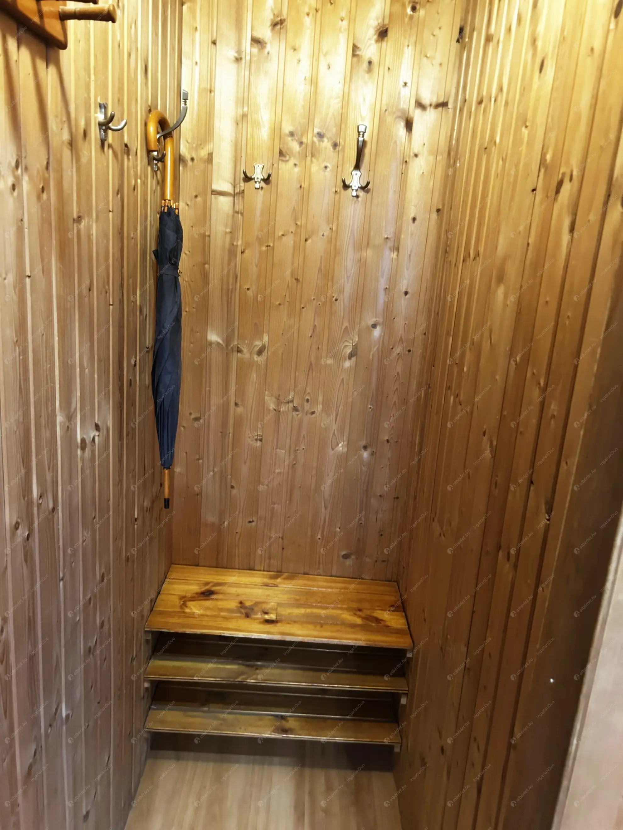 Kiadó albérlet 220000 Ft/hó áron: Budapest, XVI. kerület  Koronafürt utca. Mérete: 51 nm, 1 szobás | Alberlet.hu - 6599651