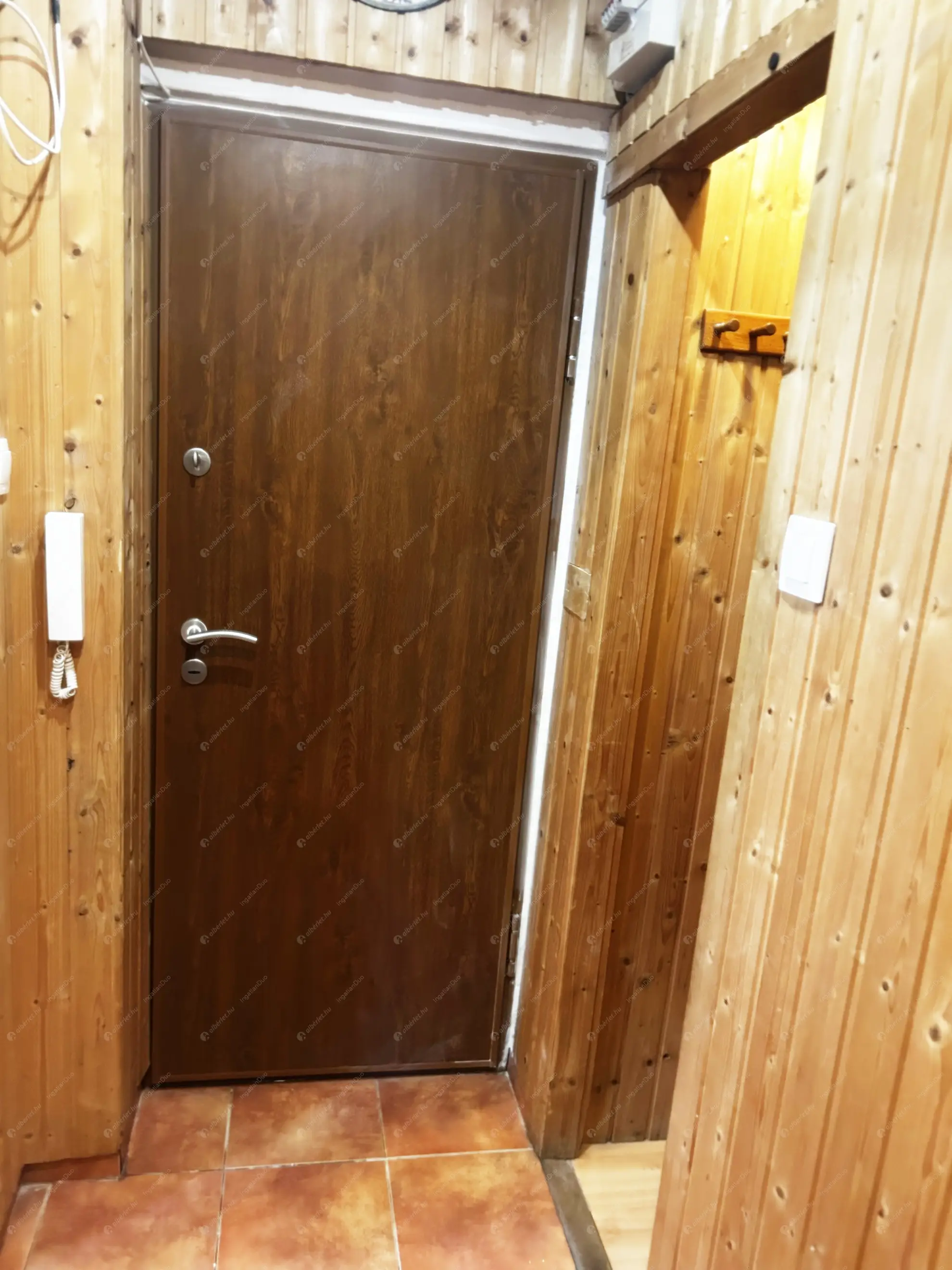 Kiadó albérlet 220000 Ft/hó áron: Budapest, XVI. kerület  Koronafürt utca. Mérete: 51 nm, 1 szobás | Alberlet.hu - 6599665