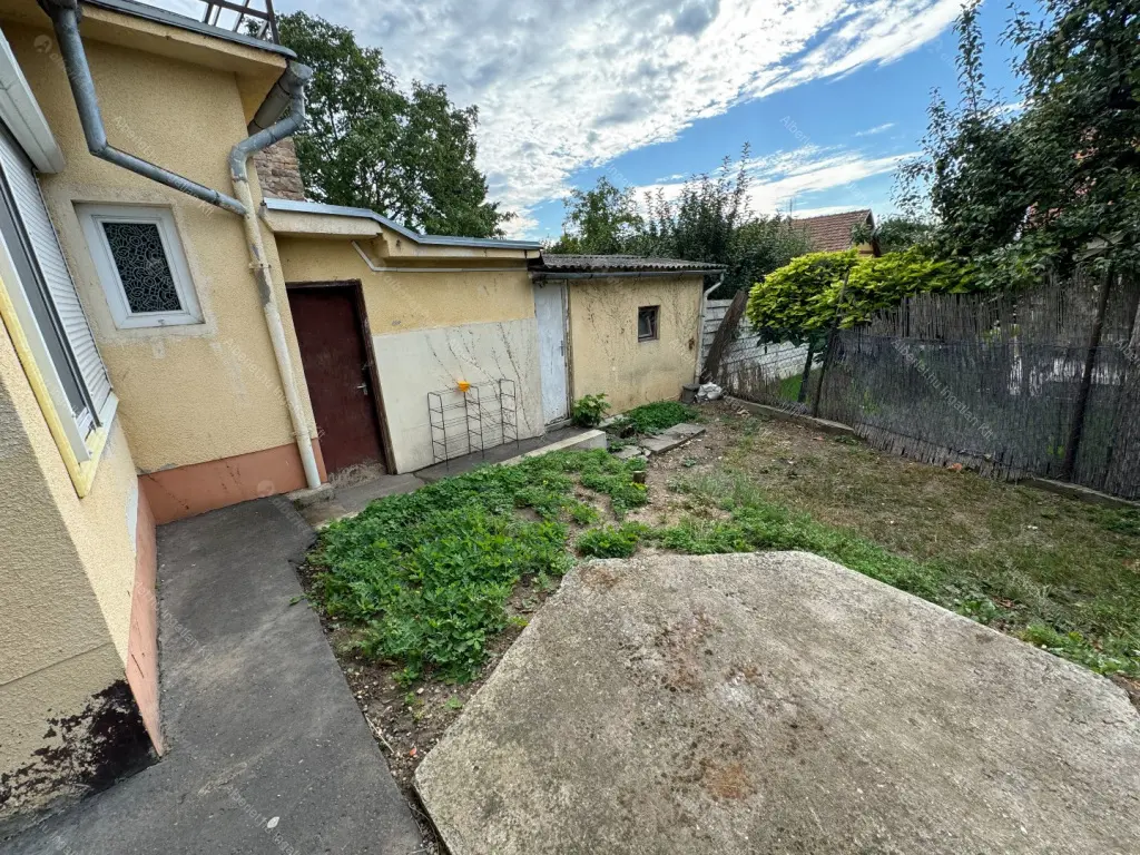 Kiadó albérlet 450000 Ft/hó áron: Budapest, XVI. kerület  Lapos köz. Mérete: 166 nm, 5 szobás | Alberlet.hu - 6706581