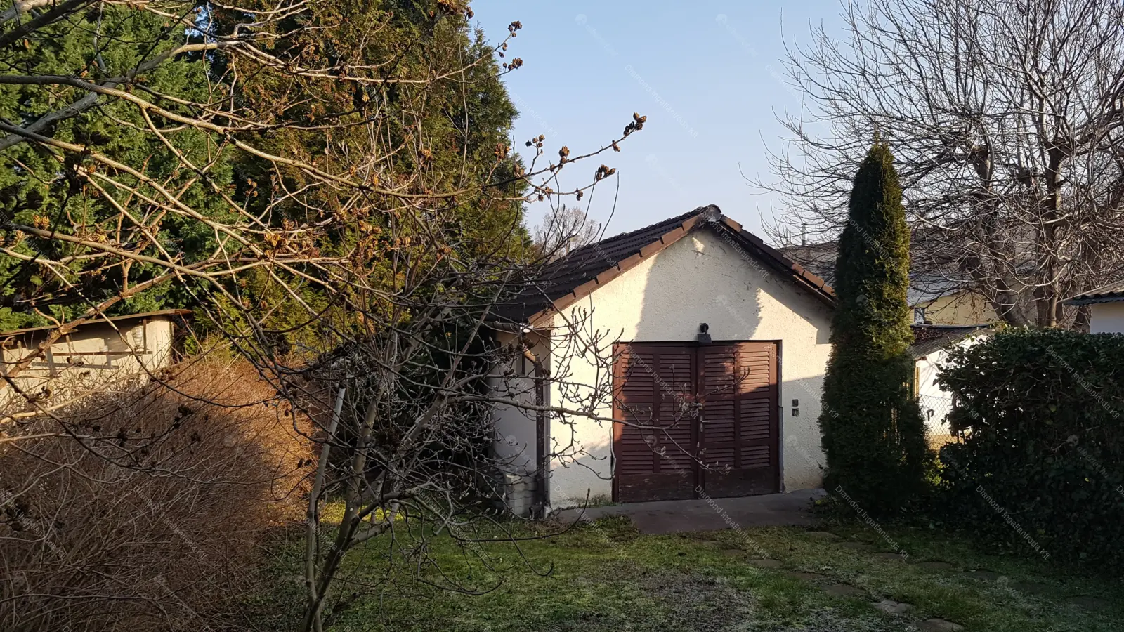 Kiadó albérlet 550000 Ft/hó áron: Budapest, XVI. kerület  Õrvezető utca. Mérete: 200 nm, 5 szobás | Alberlet.hu - 6643133