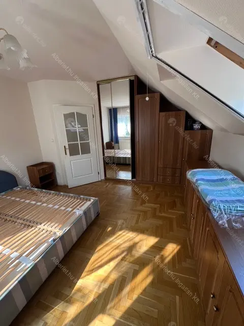 Kiadó albérlet 700000 Ft/hó áron: Budapest, XVI. kerület  Petőfi utca. Mérete: 160 nm, 4 szobás | Alberlet.hu - 6755584
