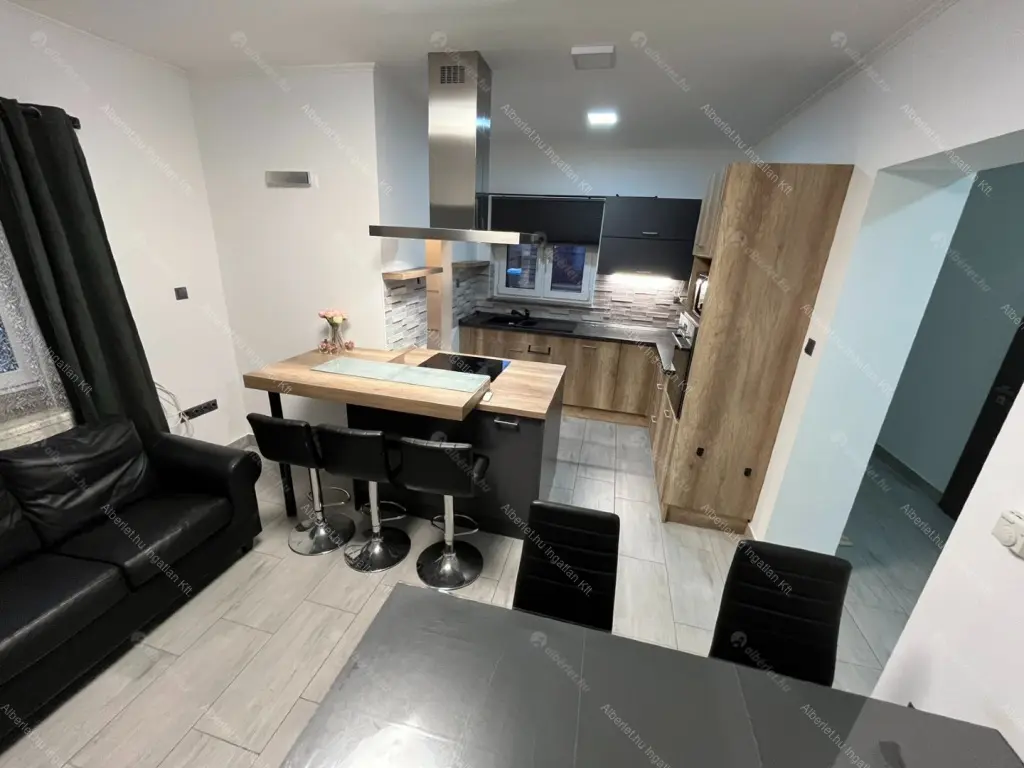 Kiadó albérlet 550000 Ft/hó áron: Budapest, XVI. kerület  Rendelő utca. Mérete: 130 nm, 2 szobás | Alberlet.hu - 6683539