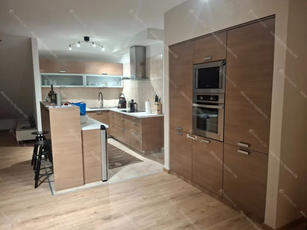 Kiadó albérlet 500000 Ft/hó áron: Budapest, XVI. kerület  Vágás utca. Mérete: 125 nm, 4 szobás | Alberlet.hu - 6650894