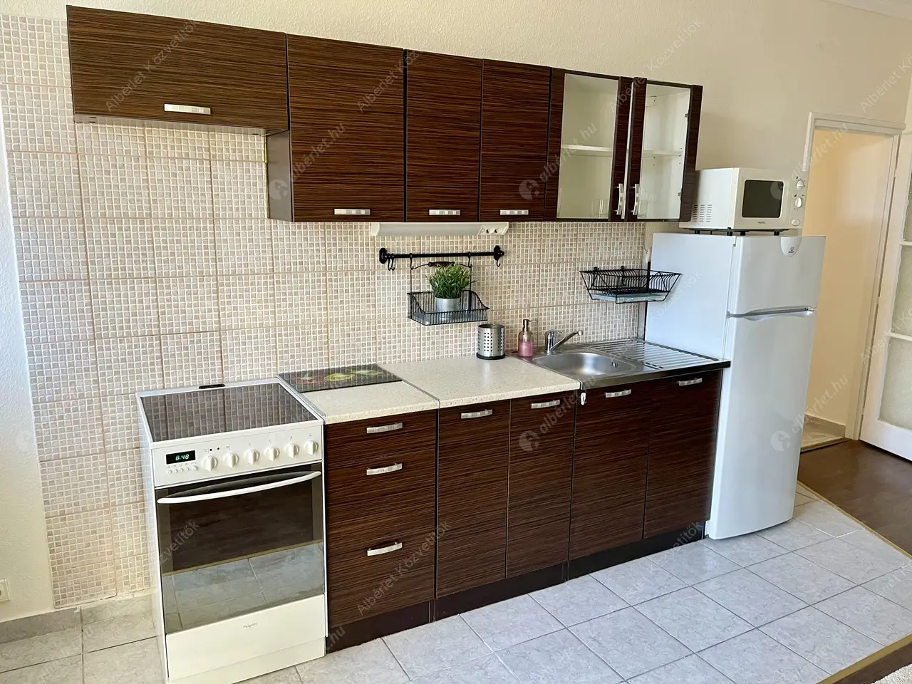 Kiadó albérlet 175000 Ft/hó áron: Budapest, XVI. kerület  Védő utca. Mérete: 39 nm, 1 szobás | Alberlet.hu - 5549646