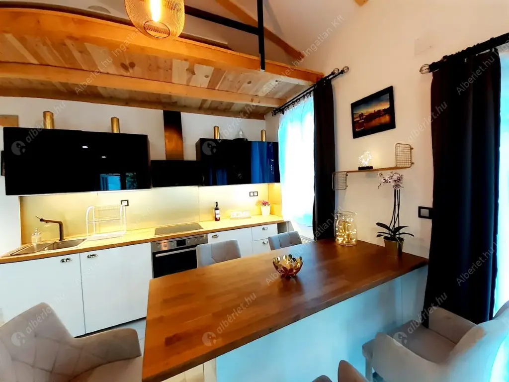 Kiadó albérlet 420000 Ft/hó áron: Budapest, XVI. kerület  Vidám vásár utca. Mérete: 80 nm, 4 szobás | Alberlet.hu - 6638522