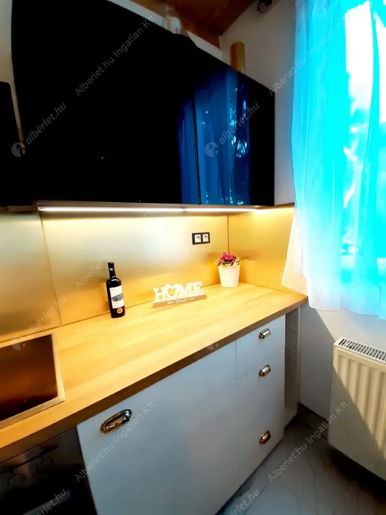 Kiadó albérlet 420000 Ft/hó áron: Budapest, XVI. kerület  Vidám vásár utca. Mérete: 80 nm, 4 szobás | Alberlet.hu - 6638527
