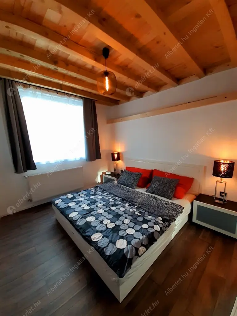 Kiadó albérlet 420000 Ft/hó áron: Budapest, XVI. kerület  Vidám vásár utca. Mérete: 80 nm, 4 szobás | Alberlet.hu - 6638530