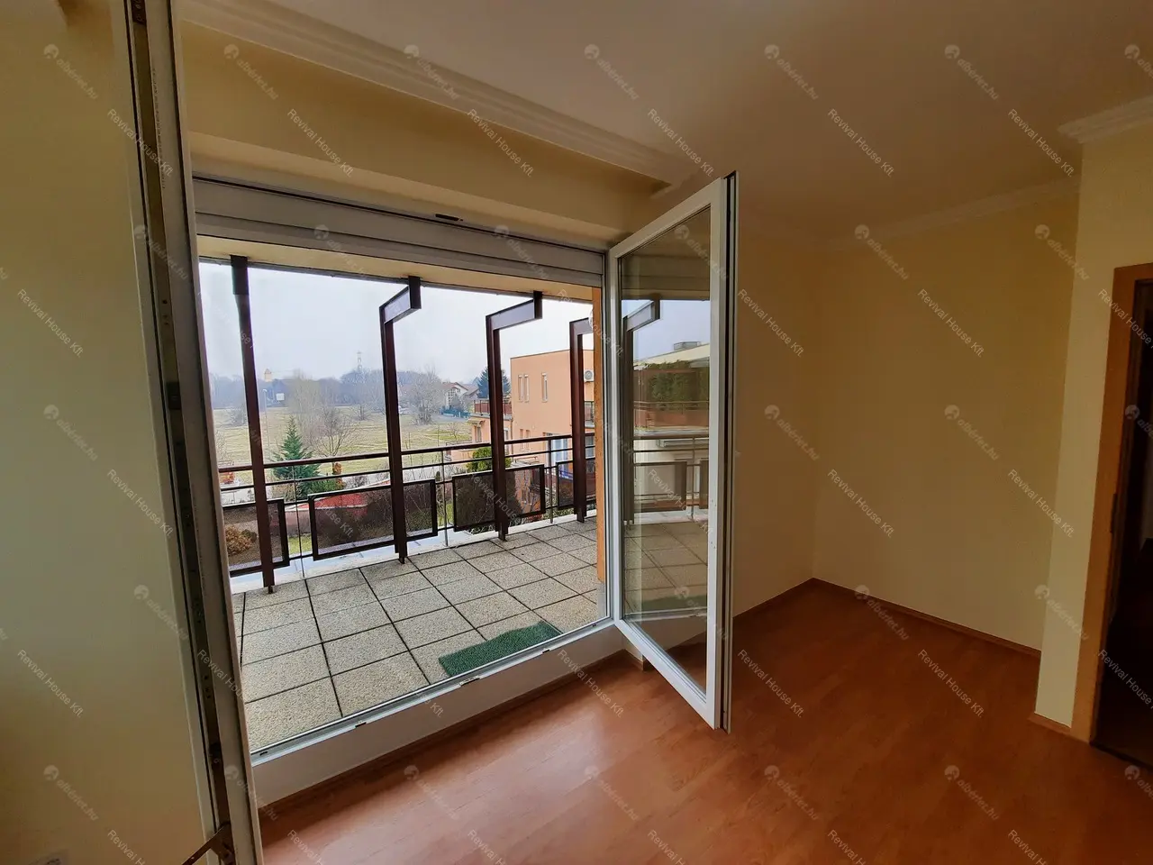 Kiadó albérlet 360000 Ft/hó áron: Budapest, XVII. kerület  515. utca. Mérete: 80 nm, 3 szobás | Alberlet.hu - 5237656