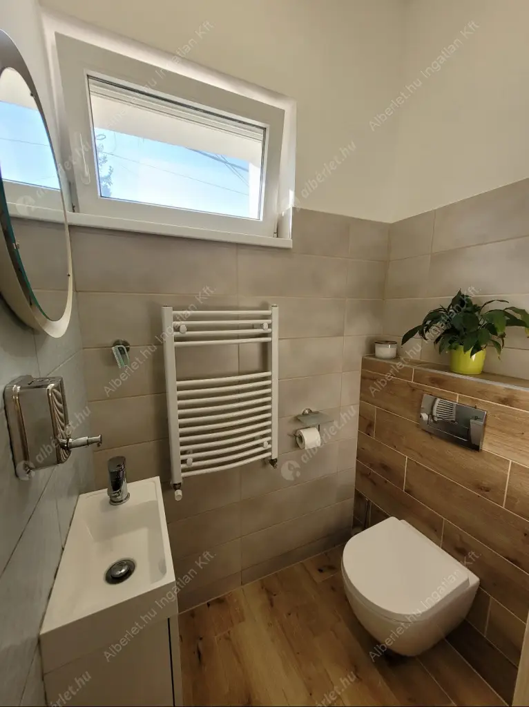 Kiadó albérlet 1500000 Ft/hó áron: Budapest, XVII. kerület  540. utca. Mérete: 220 nm, 8 szobás | Alberlet.hu - 6557007