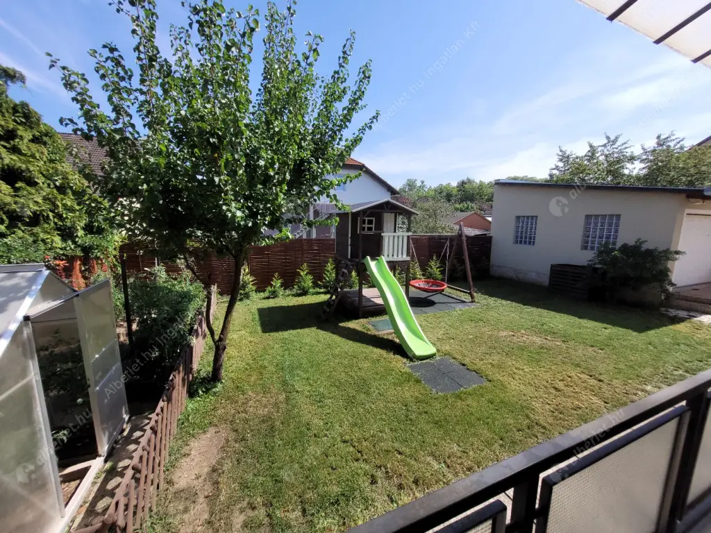 Kiadó albérlet 1500000 Ft/hó áron: Budapest, XVII. kerület  540. utca. Mérete: 220 nm, 8 szobás | Alberlet.hu - 6616062