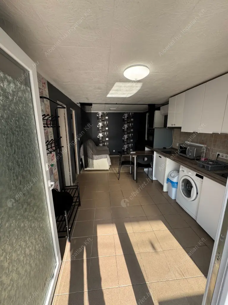 Kiadó albérlet 200000 Ft/hó áron: Budapest, XVII. kerület  Csokonai utca. Mérete: 30 nm, 1 szobás | Alberlet.hu - 6577287