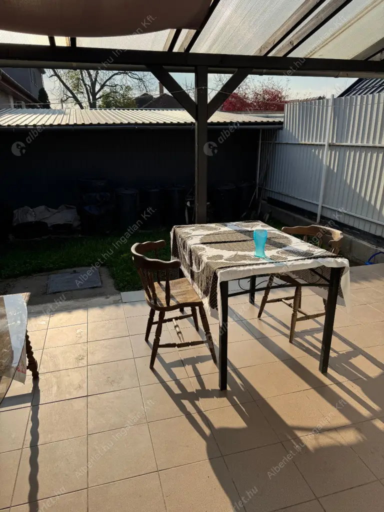 Kiadó albérlet 200000 Ft/hó áron: Budapest, XVII. kerület  Csokonai utca. Mérete: 30 nm, 1 szobás | Alberlet.hu - 6577312