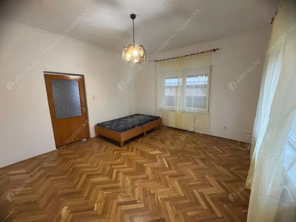 Kiadó albérlet 250000 Ft/hó áron: Budapest, XVII. kerület  Ecsedháza utca. Mérete: 100 nm, 3 szobás | Alberlet.hu - 6623255