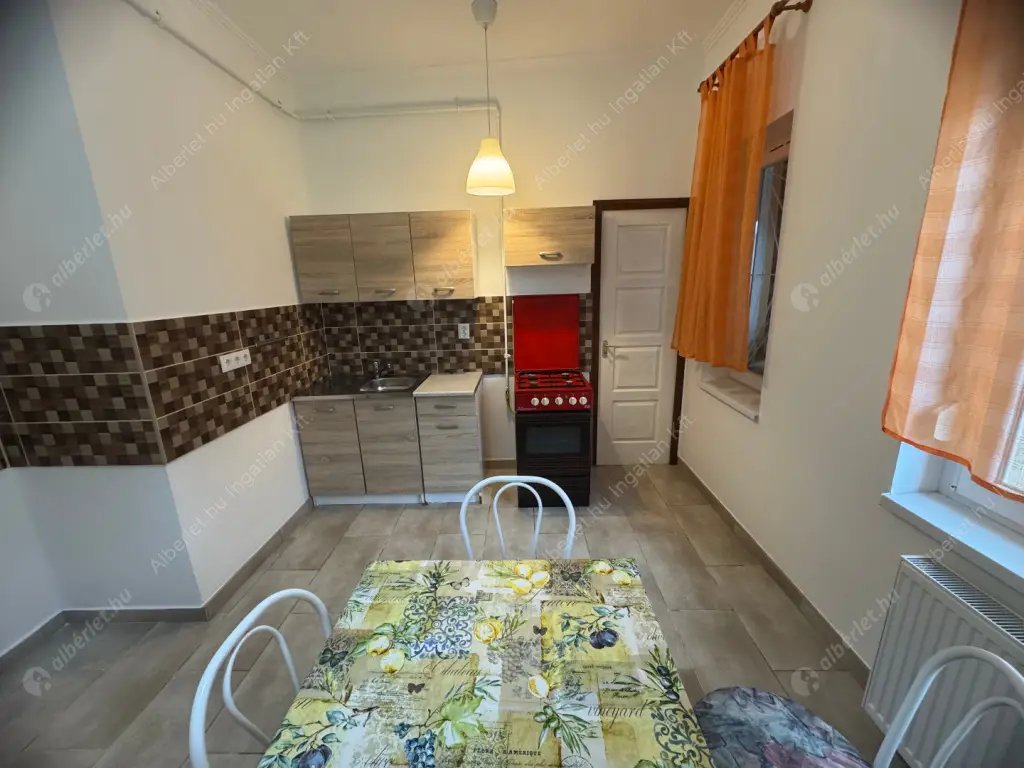 Kiadó albérlet 250000 Ft/hó áron: Budapest, XVII. kerület  Ecsedháza utca. Mérete: 100 nm, 3 szobás | Alberlet.hu - 6623256