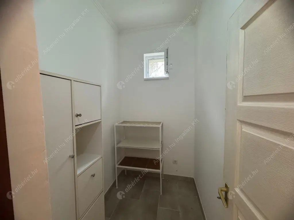 Kiadó albérlet 250000 Ft/hó áron: Budapest, XVII. kerület  Ecsedháza utca. Mérete: 100 nm, 3 szobás | Alberlet.hu - 6623261