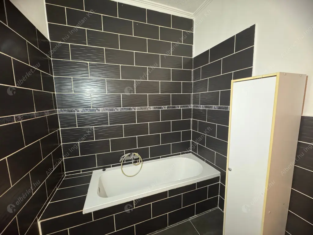 Kiadó albérlet 250000 Ft/hó áron: Budapest, XVII. kerület  Ecsedháza utca. Mérete: 100 nm, 3 szobás | Alberlet.hu - 6623266