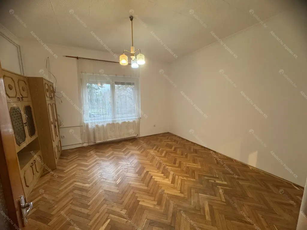 Kiadó albérlet 250000 Ft/hó áron: Budapest, XVII. kerület  Ecsedháza utca. Mérete: 100 nm, 3 szobás | Alberlet.hu - 6657058