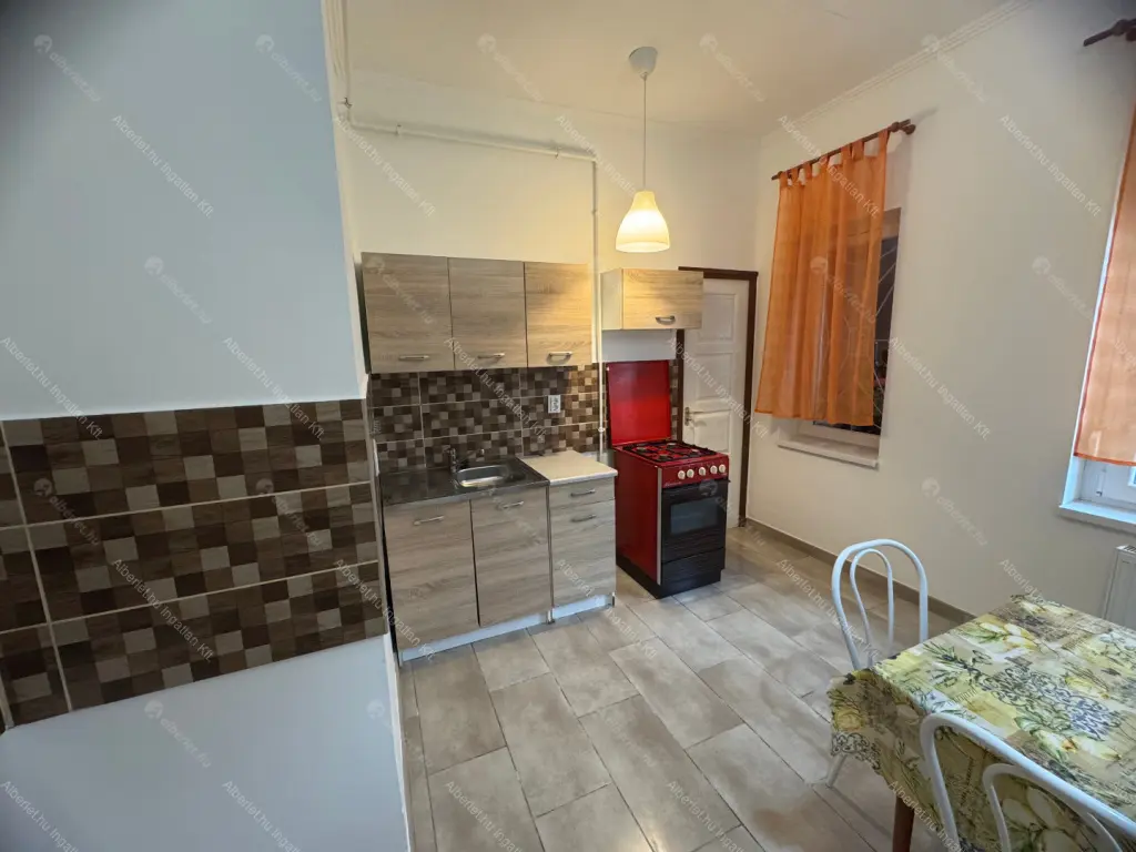 Kiadó albérlet 250000 Ft/hó áron: Budapest, XVII. kerület  Ecsedháza utca. Mérete: 100 nm, 3 szobás | Alberlet.hu - 6657062