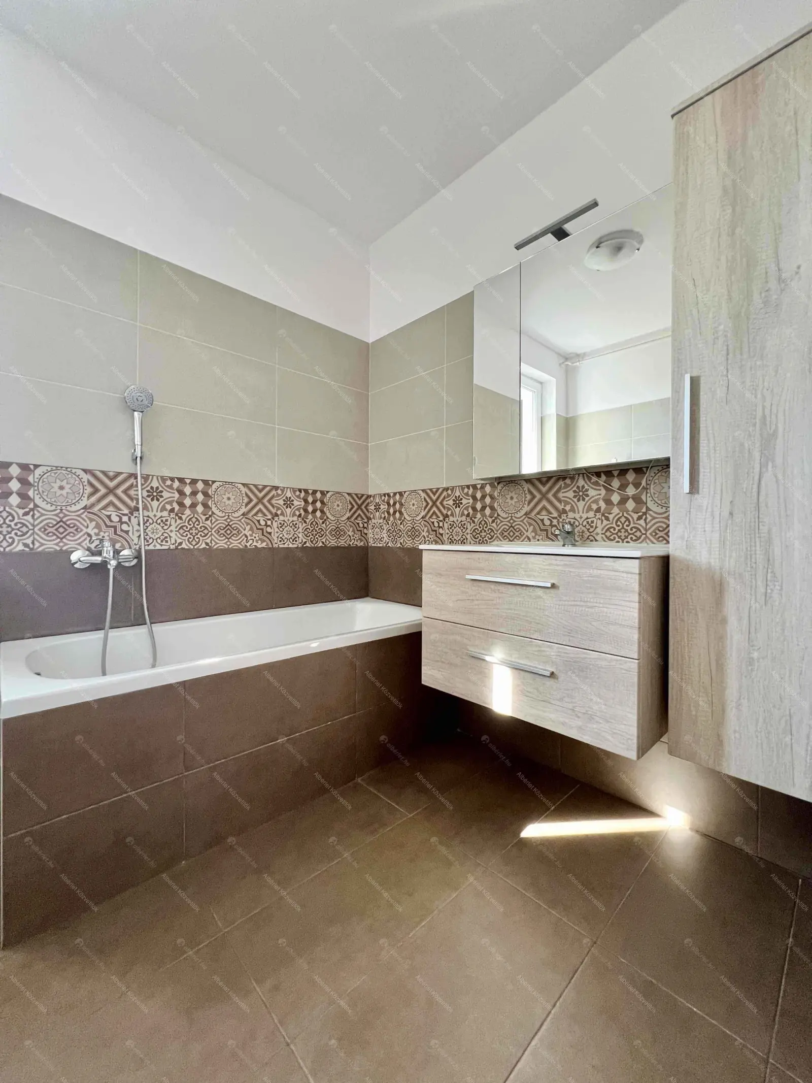 Kiadó albérlet 450000 Ft/hó áron: Budapest, XVII. kerület  Hártya utca. Mérete: 95 nm, 4 szobás | Alberlet.hu - 6662178