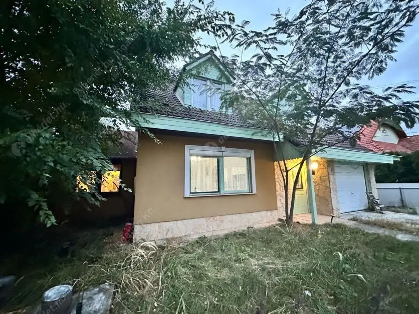 Kiadó albérlet 390000 Ft/hó áron: Budapest, XVII. kerület  Kálnok utca. Mérete: 200 nm, 4 szobás | Alberlet.hu - 6578326