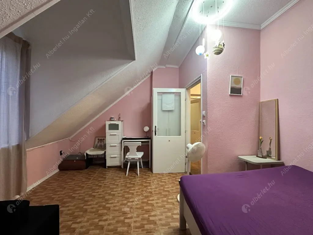 Kiadó albérlet 390000 Ft/hó áron: Budapest, XVII. kerület  Kálnok utca. Mérete: 200 nm, 4 szobás | Alberlet.hu - 6578333