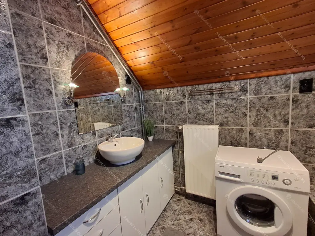 Kiadó albérlet 270000 Ft/hó áron: Budapest, XVII. kerület  Keszeg utca. Mérete: 80 nm, 3 szobás | Alberlet.hu - 6658058