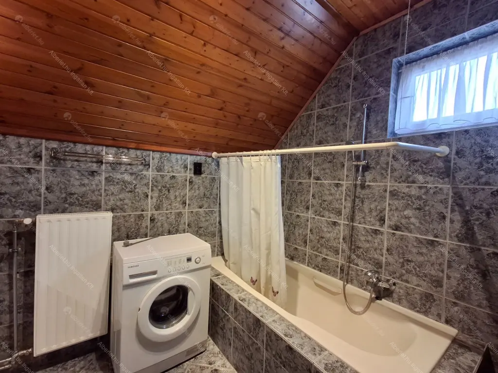 Kiadó albérlet 270000 Ft/hó áron: Budapest, XVII. kerület  Keszeg utca. Mérete: 80 nm, 3 szobás | Alberlet.hu - 6658059