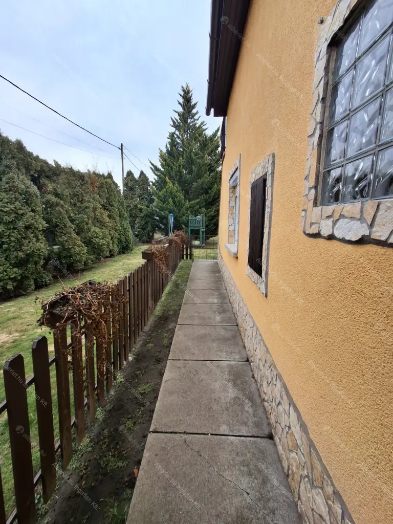 Kiadó albérlet 270000 Ft/hó áron: Budapest, XVII. kerület  Keszeg utca. Mérete: 80 nm, 3 szobás | Alberlet.hu - 6658065