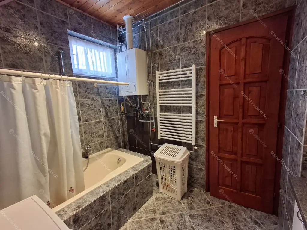 Kiadó albérlet 270000 Ft/hó áron: Budapest, XVII. kerület  Keszeg utca. Mérete: 80 nm, 3 szobás | Alberlet.hu - 6664066