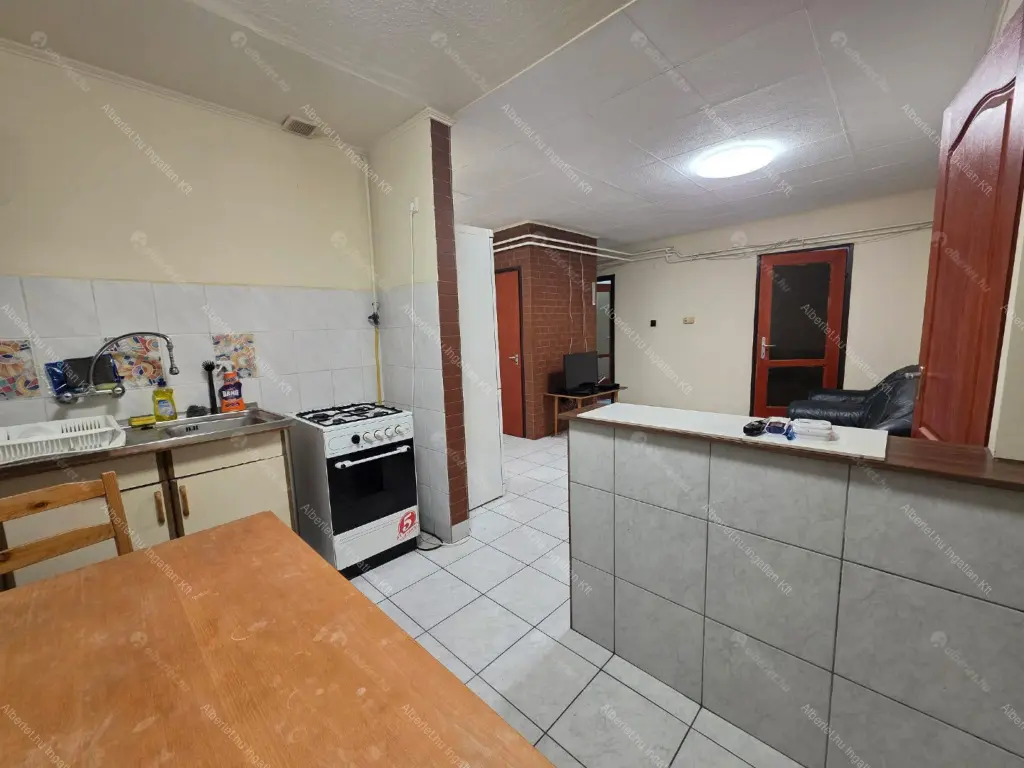 Kiadó albérlet 260000 Ft/hó áron: Budapest, XVII. kerület  Lajosház utca. Mérete: 100 nm, 3 szobás | Alberlet.hu - 6649526