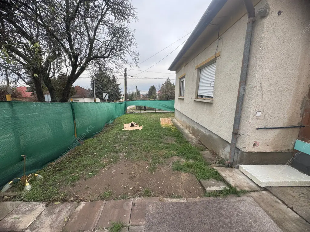 Kiadó albérlet 170000 Ft/hó áron: Budapest, XVII. kerület  Tálpatak utca. Mérete: 30 nm, 1 szobás | Alberlet.hu - 6591450