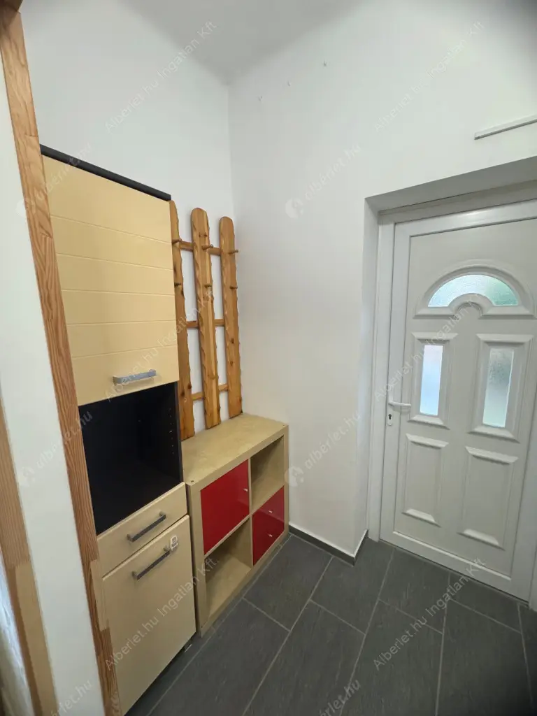 Kiadó albérlet 170000 Ft/hó áron: Budapest, XVII. kerület  Tálpatak utca. Mérete: 30 nm, 1 szobás | Alberlet.hu - 6591452