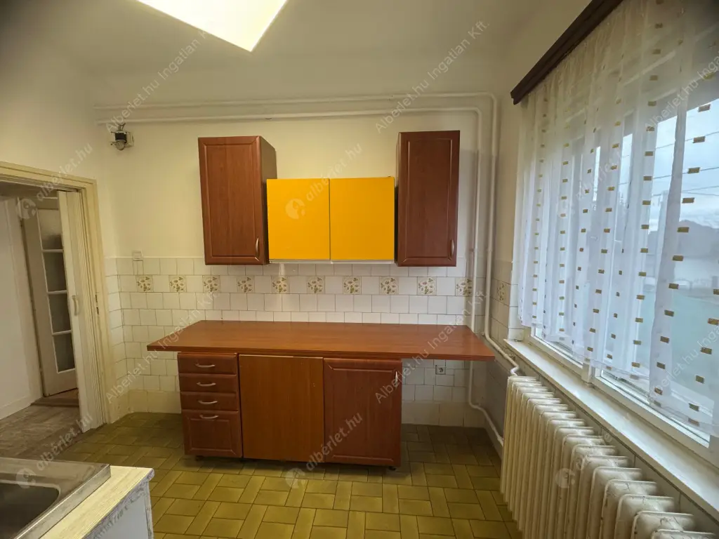 Kiadó albérlet 170000 Ft/hó áron: Budapest, XVII. kerület  Tálpatak utca. Mérete: 30 nm, 1 szobás | Alberlet.hu - 6591457