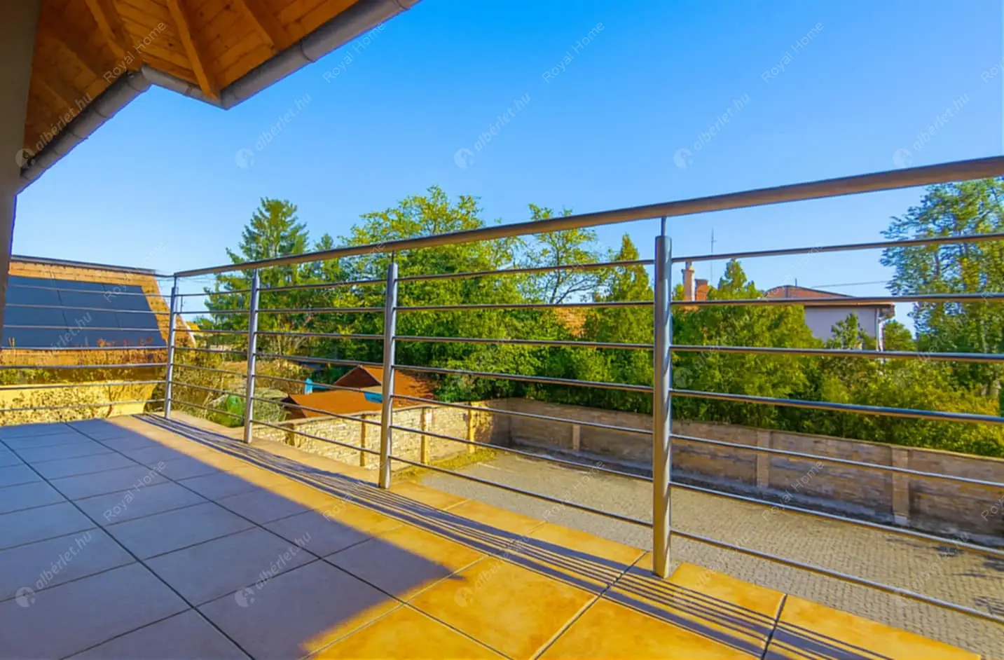 Kiadó albérlet 260000 Ft/hó áron: Budapest, XVIII. kerület  István utca. Mérete: 90 nm, 4 szobás | Alberlet.hu - 6601126