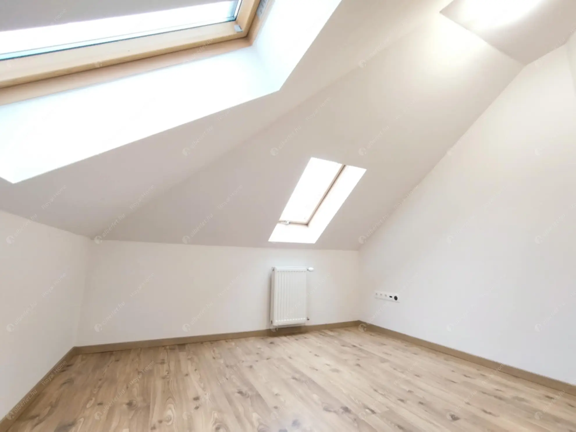 Kiadó albérlet 260000 Ft/hó áron: Budapest, XVIII. kerület  István utca. Mérete: 90 nm, 4 szobás | Alberlet.hu - 6601132