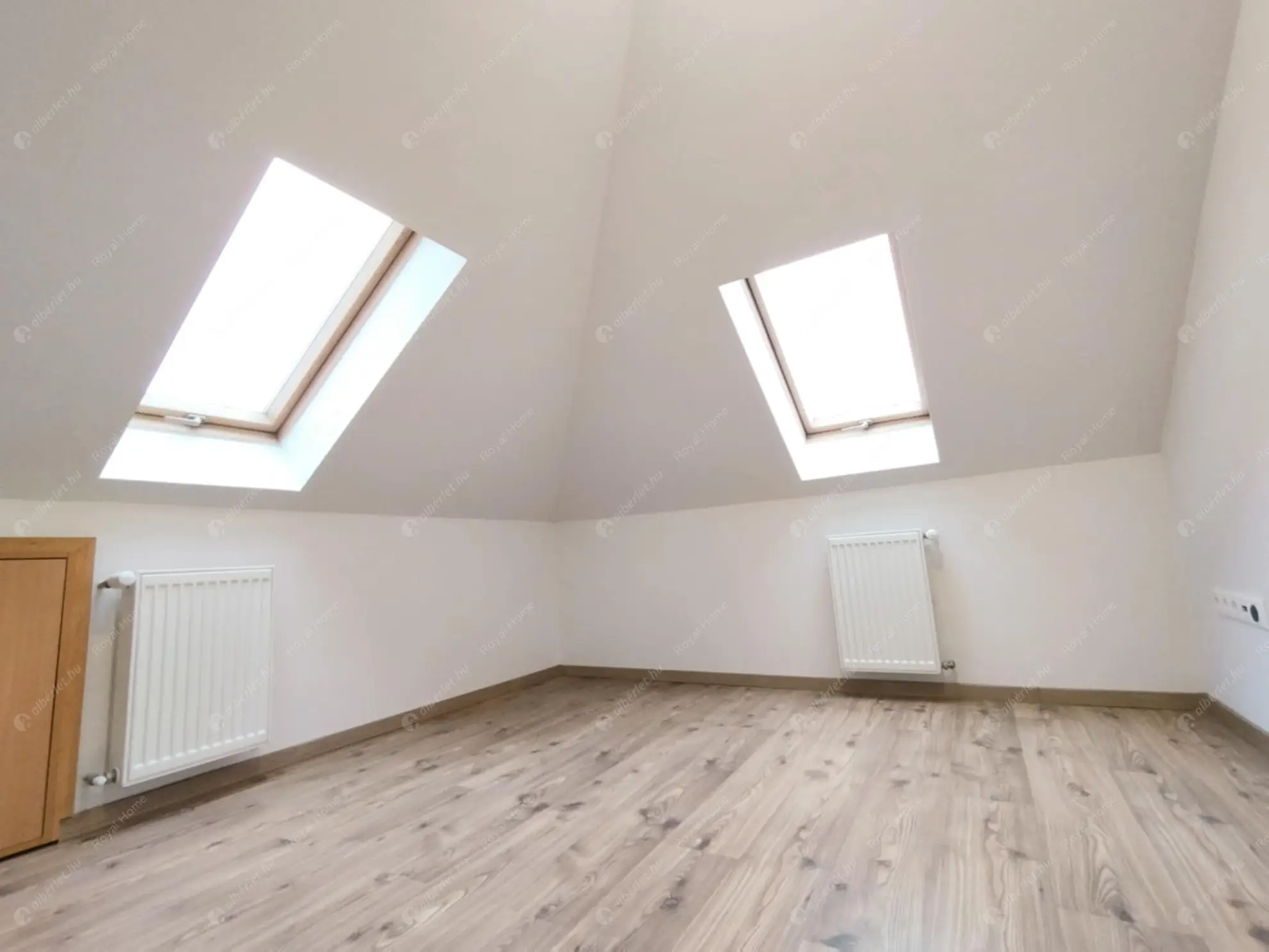 Kiadó albérlet 260000 Ft/hó áron: Budapest, XVIII. kerület  István utca. Mérete: 90 nm, 4 szobás | Alberlet.hu - 6601137