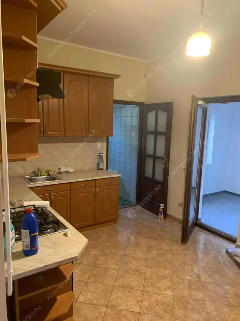 Kiadó albérlet 250000 Ft/hó áron: Budapest, XVIII. kerület  Jeges utca. Mérete: 50 nm, 1 szobás | Alberlet.hu - 6588455