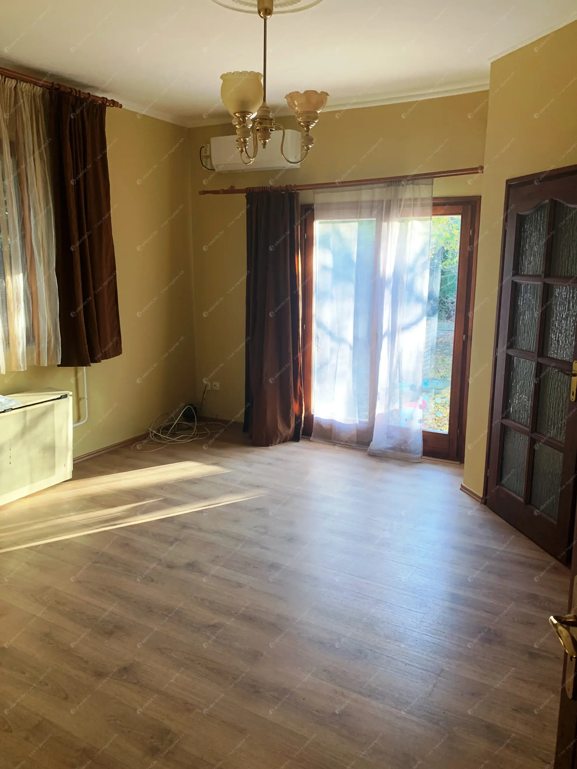 Kiadó albérlet 250000 Ft/hó áron: Budapest, XVIII. kerület  Jeges utca. Mérete: 50 nm, 1 szobás | Alberlet.hu - 6598929