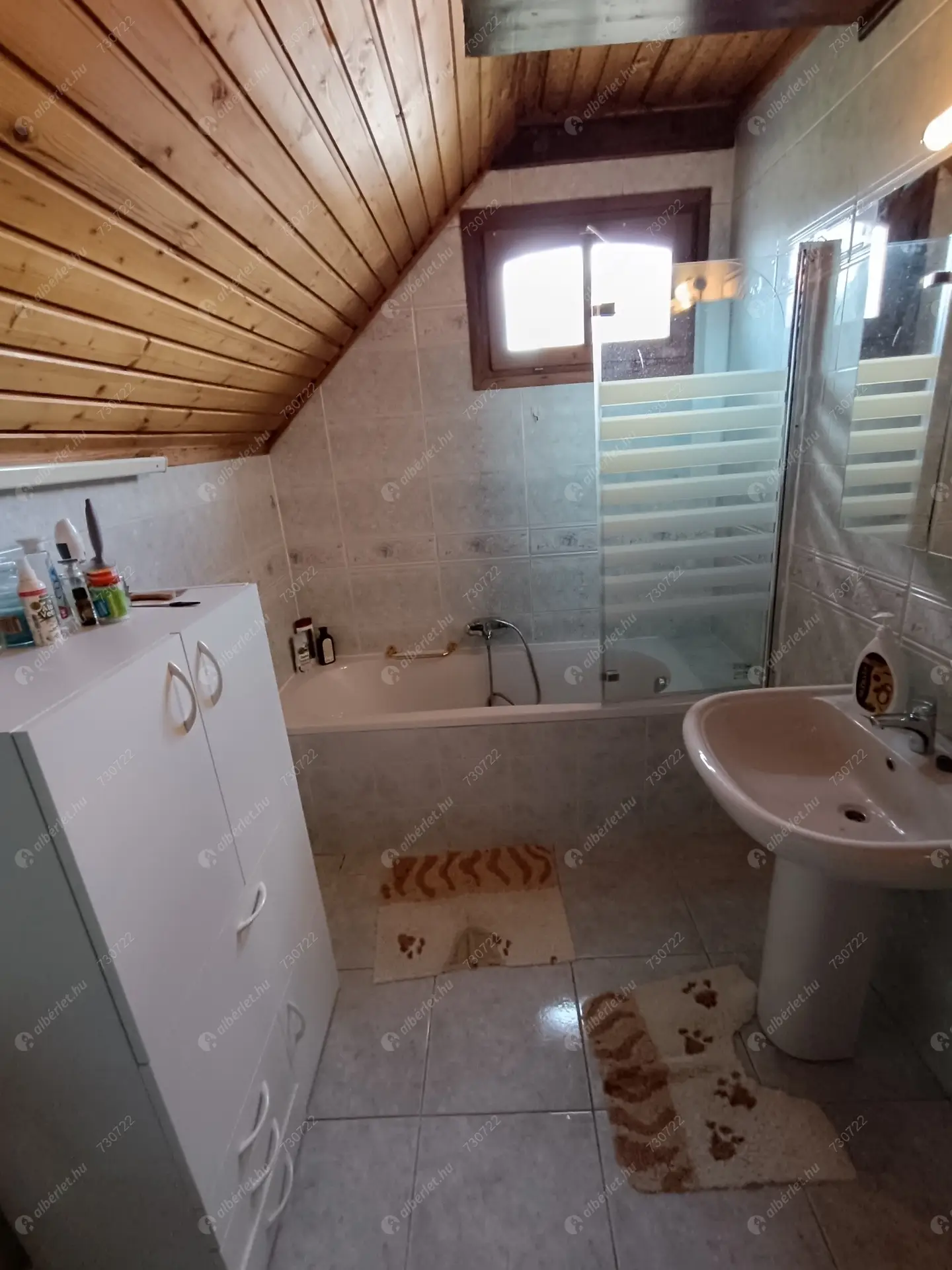 Kiadó albérlet 210000 Ft/hó áron: Budapest, XVIII. kerület  József Attila utca. Mérete: 85 nm, 2 szobás | Alberlet.hu - 6012425