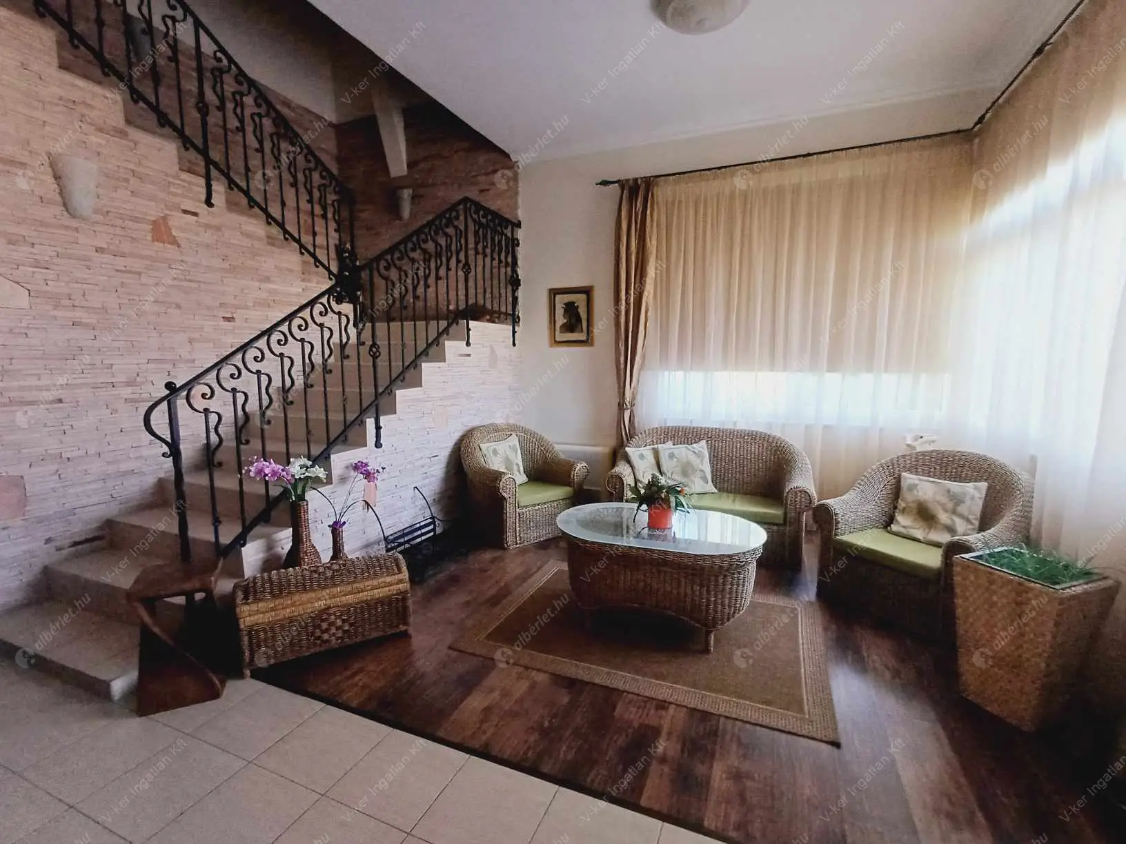 Kiadó albérlet 450000 Ft/hó áron: Budapest, XVIII. kerület  Kerékkötő . Mérete: 300 nm, 5 szobás | Alberlet.hu - 6049965