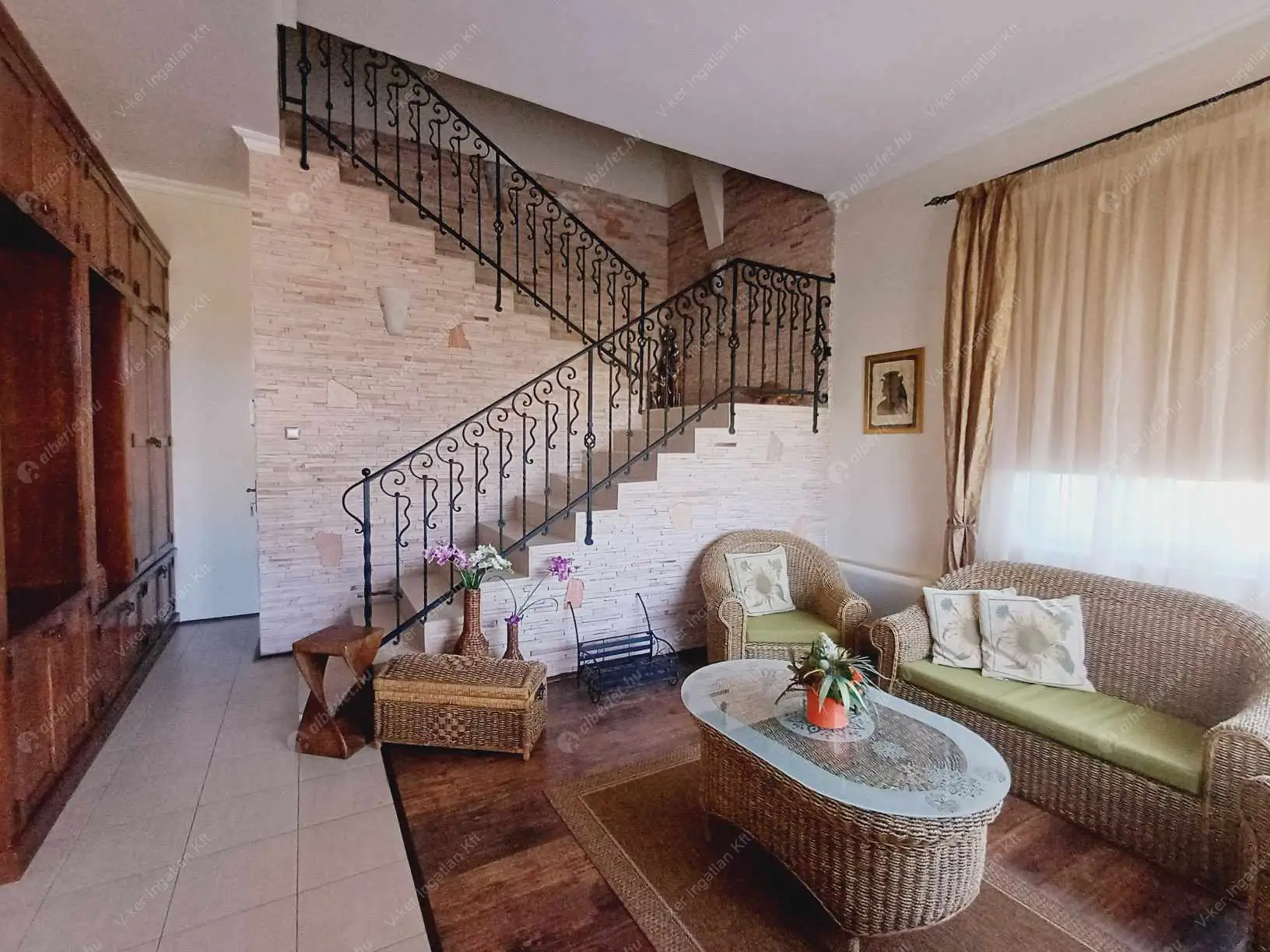 Kiadó albérlet 450000 Ft/hó áron: Budapest, XVIII. kerület  Kerékkötő . Mérete: 300 nm, 5 szobás | Alberlet.hu - 6049968