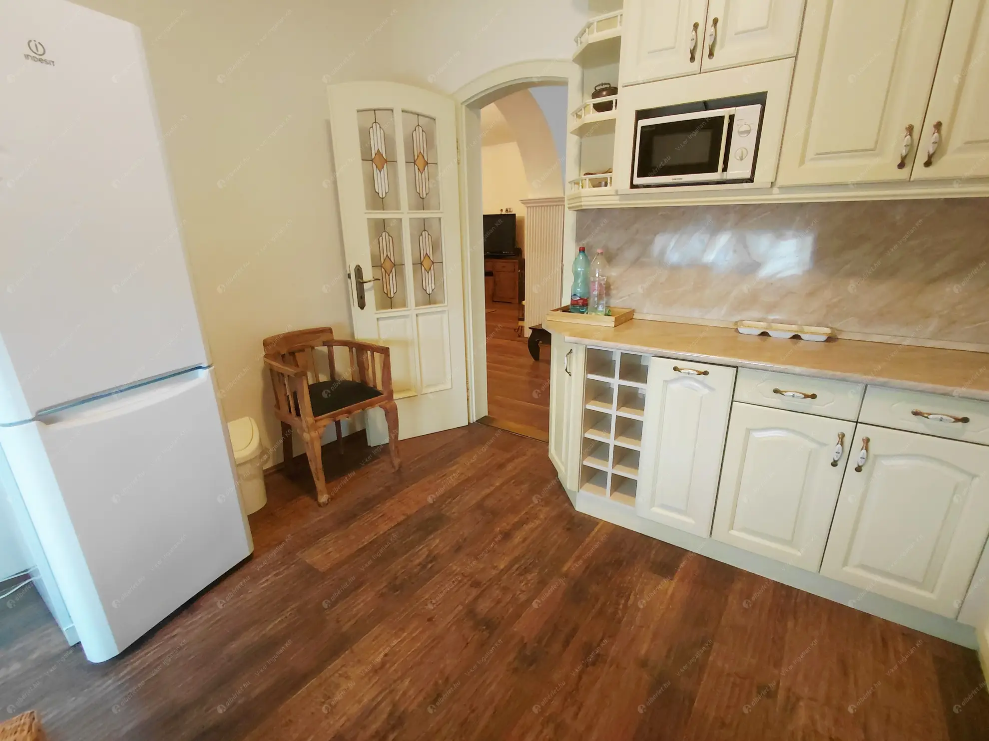 Kiadó albérlet 450000 Ft/hó áron: Budapest, XVIII. kerület  Kerékkötő . Mérete: 300 nm, 5 szobás | Alberlet.hu - 6622873