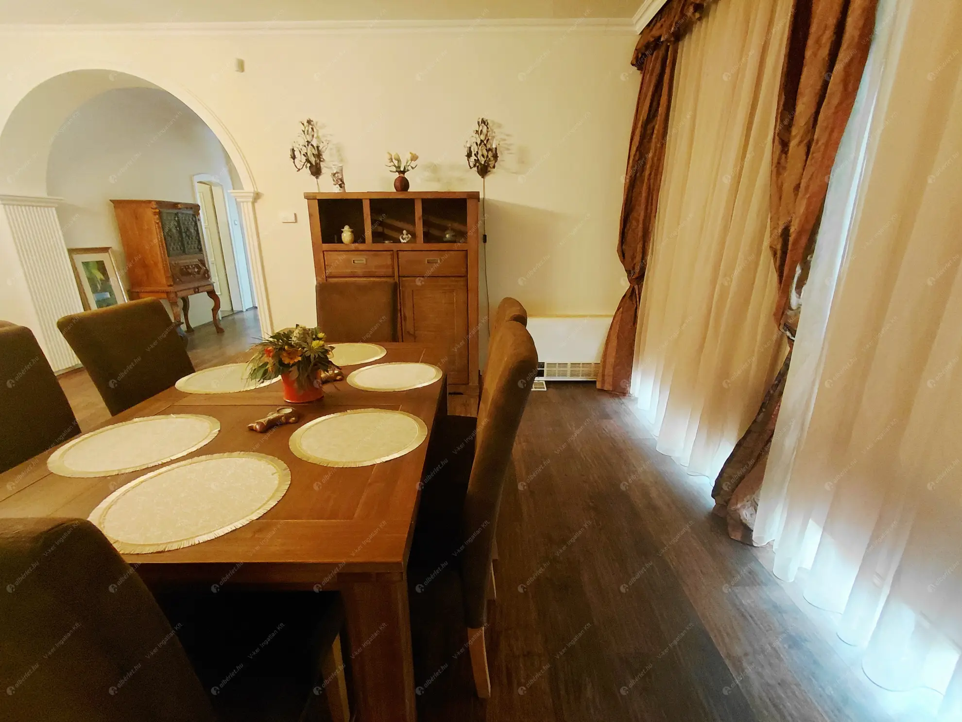 Kiadó albérlet 450000 Ft/hó áron: Budapest, XVIII. kerület  Kerékkötő . Mérete: 300 nm, 5 szobás | Alberlet.hu - 6622875