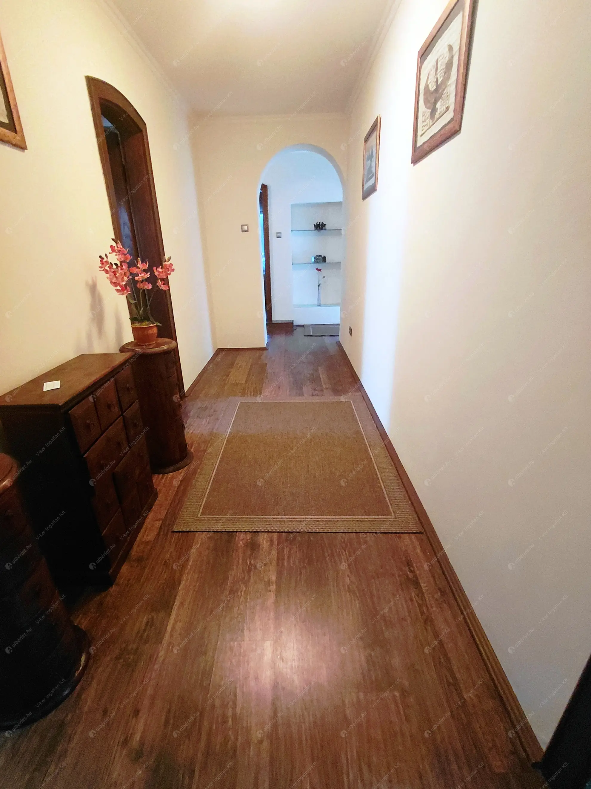 Kiadó albérlet 450000 Ft/hó áron: Budapest, XVIII. kerület  Kerékkötő . Mérete: 300 nm, 5 szobás | Alberlet.hu - 6622890