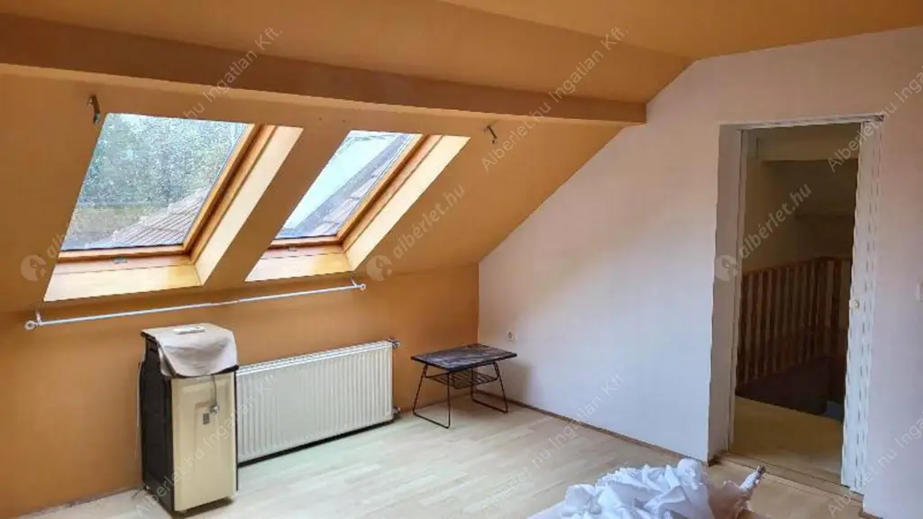 Kiadó albérlet 350000 Ft/hó áron: Budapest, XVIII. kerület  Nemes utca. Mérete: 123 nm, 5 szobás | Alberlet.hu - 6590573