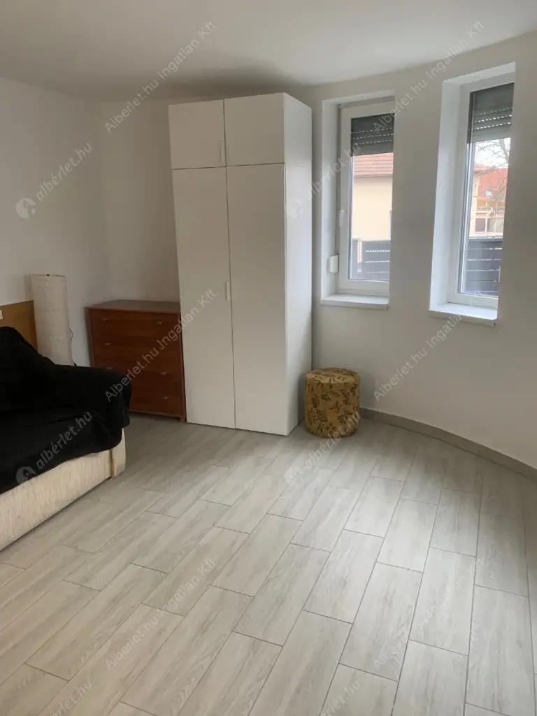Kiadó albérlet 210000 Ft/hó áron: Budapest, XVIII. kerület  Nyíregyháza utca. Mérete: 42 nm, 1 szobás | Alberlet.hu - 6617534