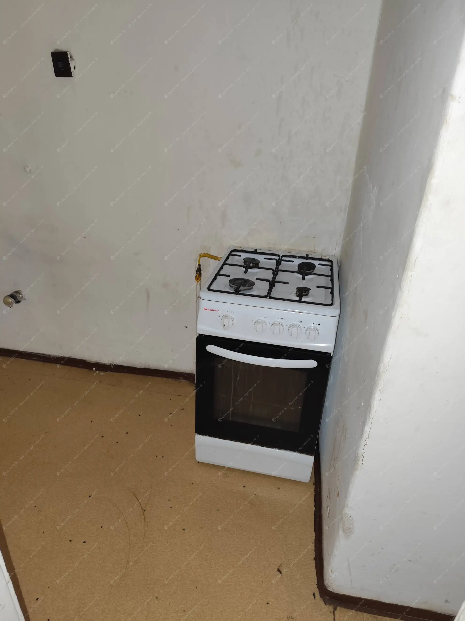 Kiadó albérlet 800000 Ft/hó áron: Budapest, XVIII. kerület  Õrs utca. Mérete: 150 nm, 6 szobás | Alberlet.hu - 6612635