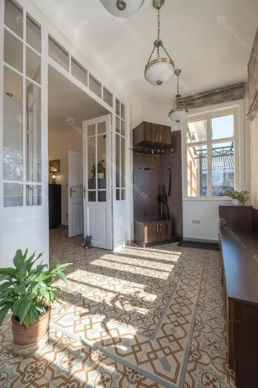 Kiadó albérlet 790000 Ft/hó áron: Budapest, XVIII. kerület  Székelyudvarhely utca. Mérete: 147 nm, 5 szobás | Alberlet.hu - 6661994